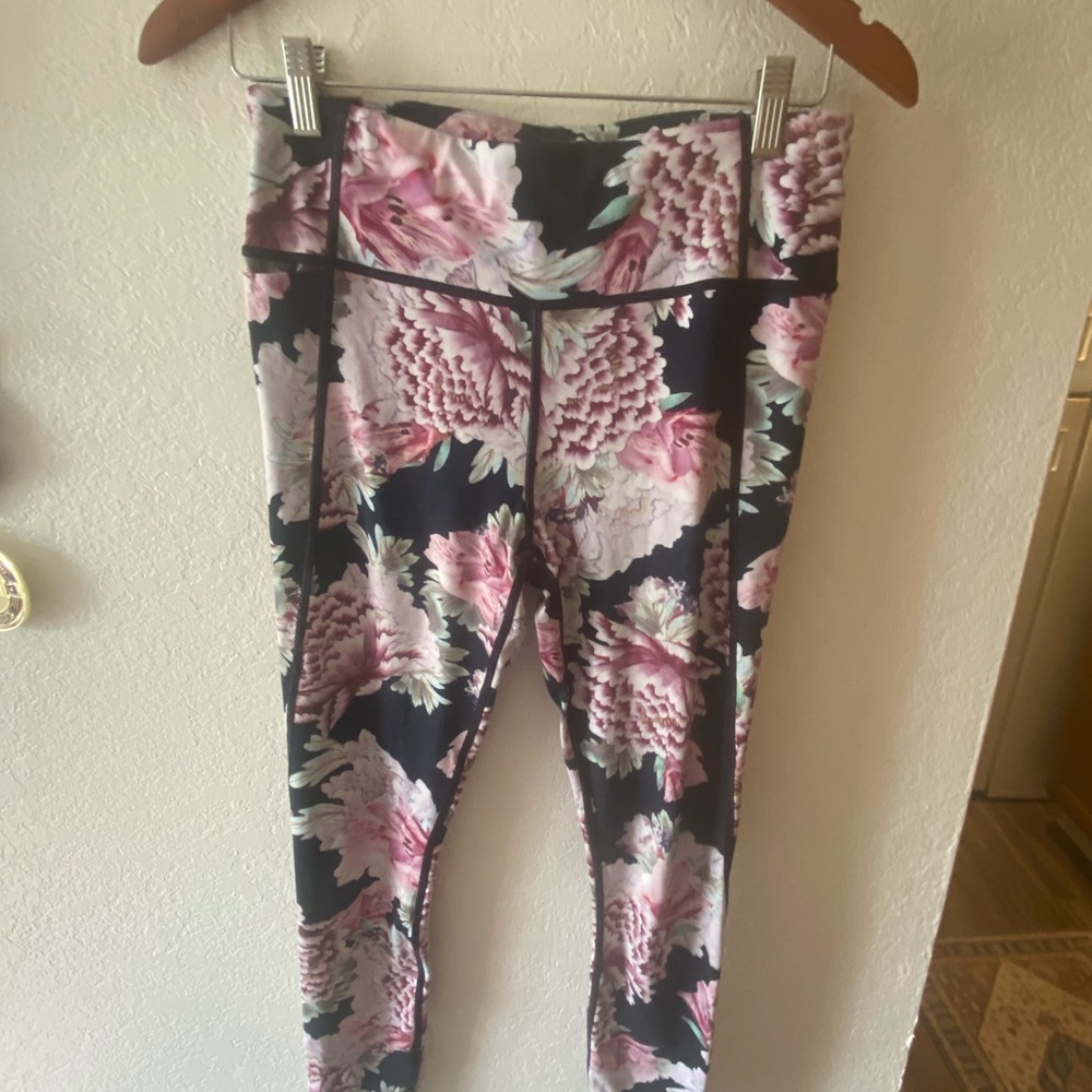 Athleta Floral Patterned Leggings (S/T)